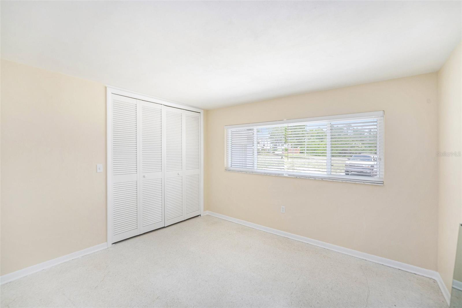 Image 16 of 23 For 475 Lake Drive
