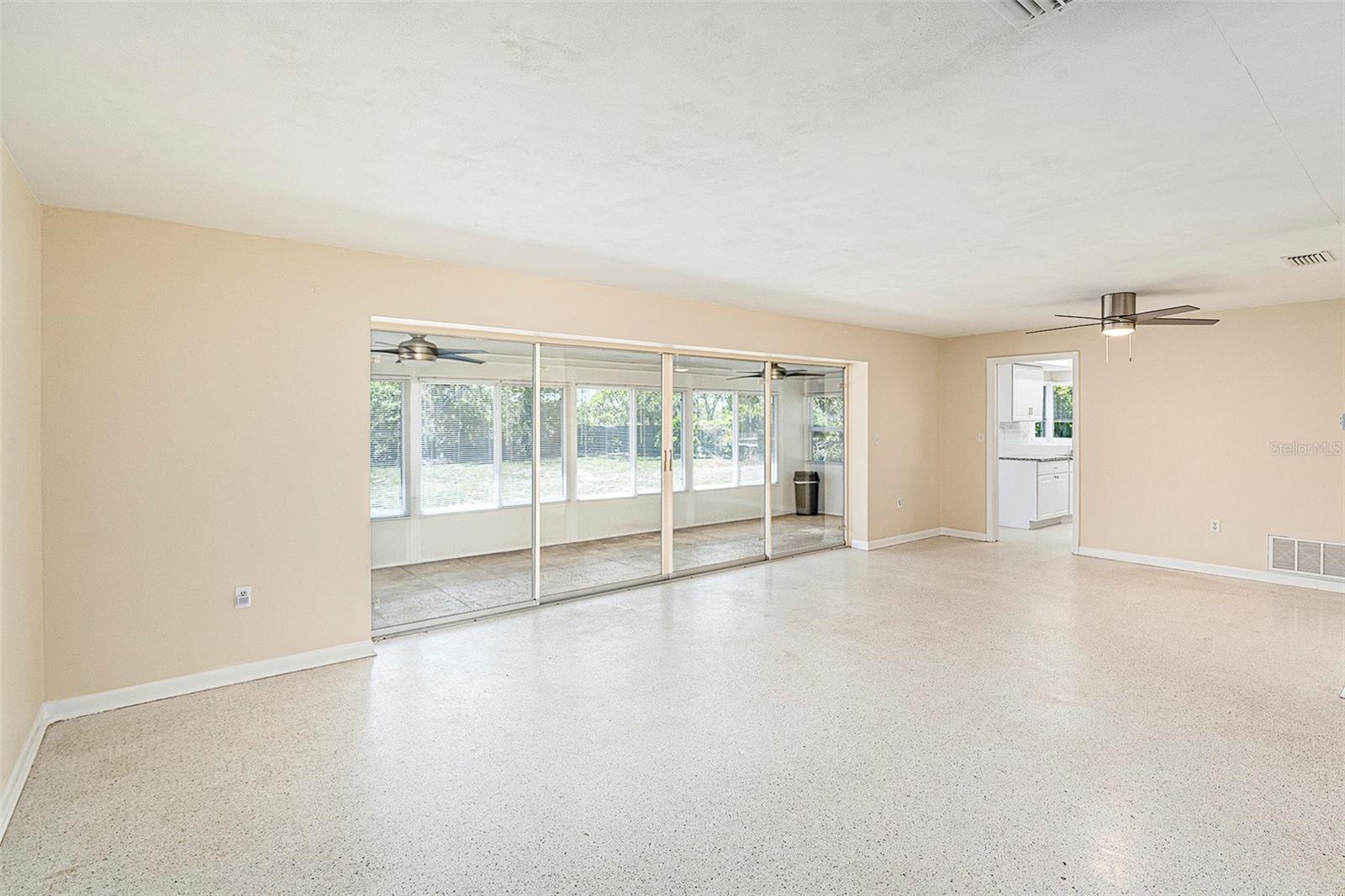 Image 3 of 23 For 475 Lake Drive