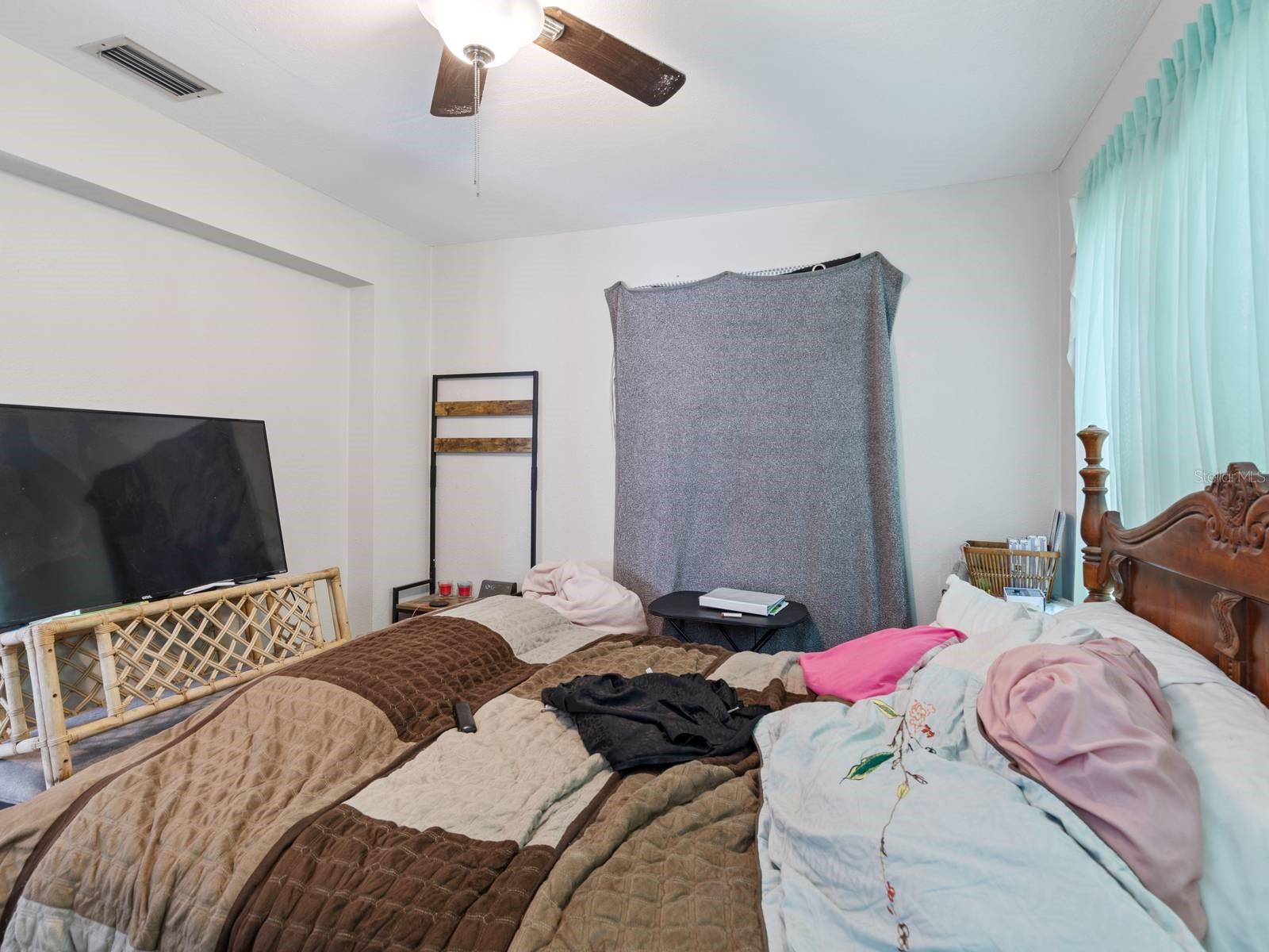 Image 17 of 25 For 2436 Nuremberg Boulevard