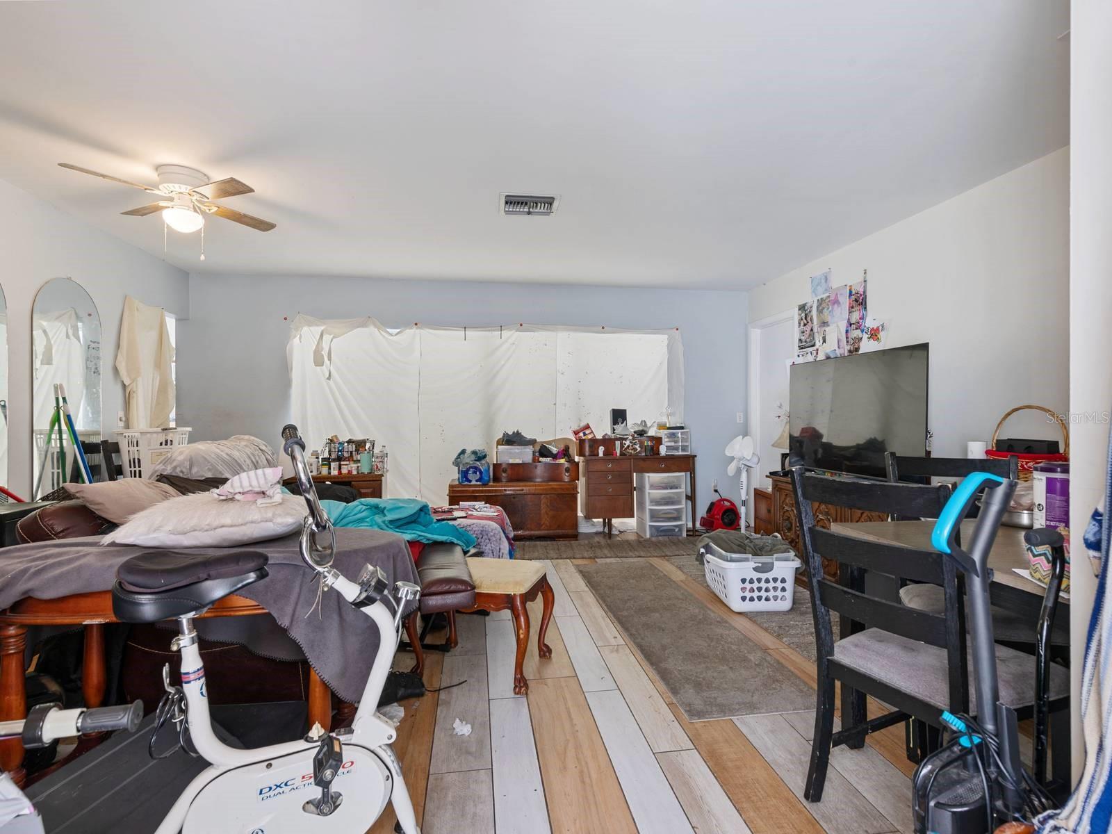 Image 8 of 25 For 2436 Nuremberg Boulevard
