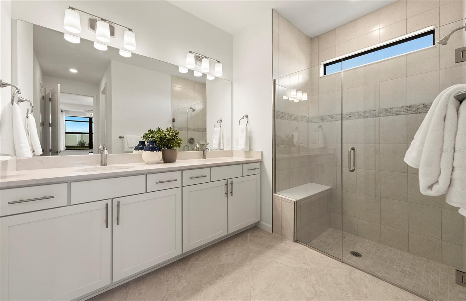 Image 16 of 40 For 10482 Sea Breeze Ridge Drive
