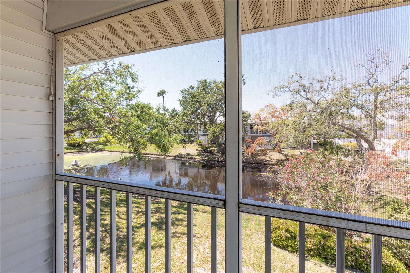 Image 21 of 36 For 112 Sun Isle Circle 112