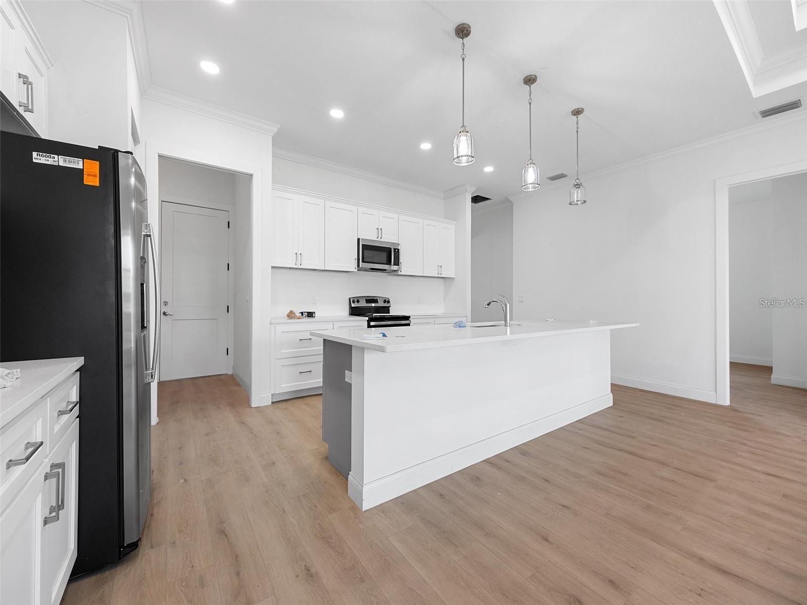 Image 6 of 27 For 115 White Marsh Lane