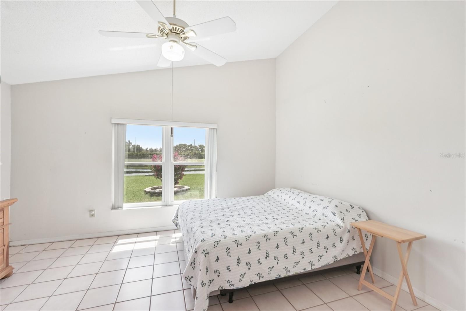 Image 18 of 51 For 1901 Del Webb Boulevard
