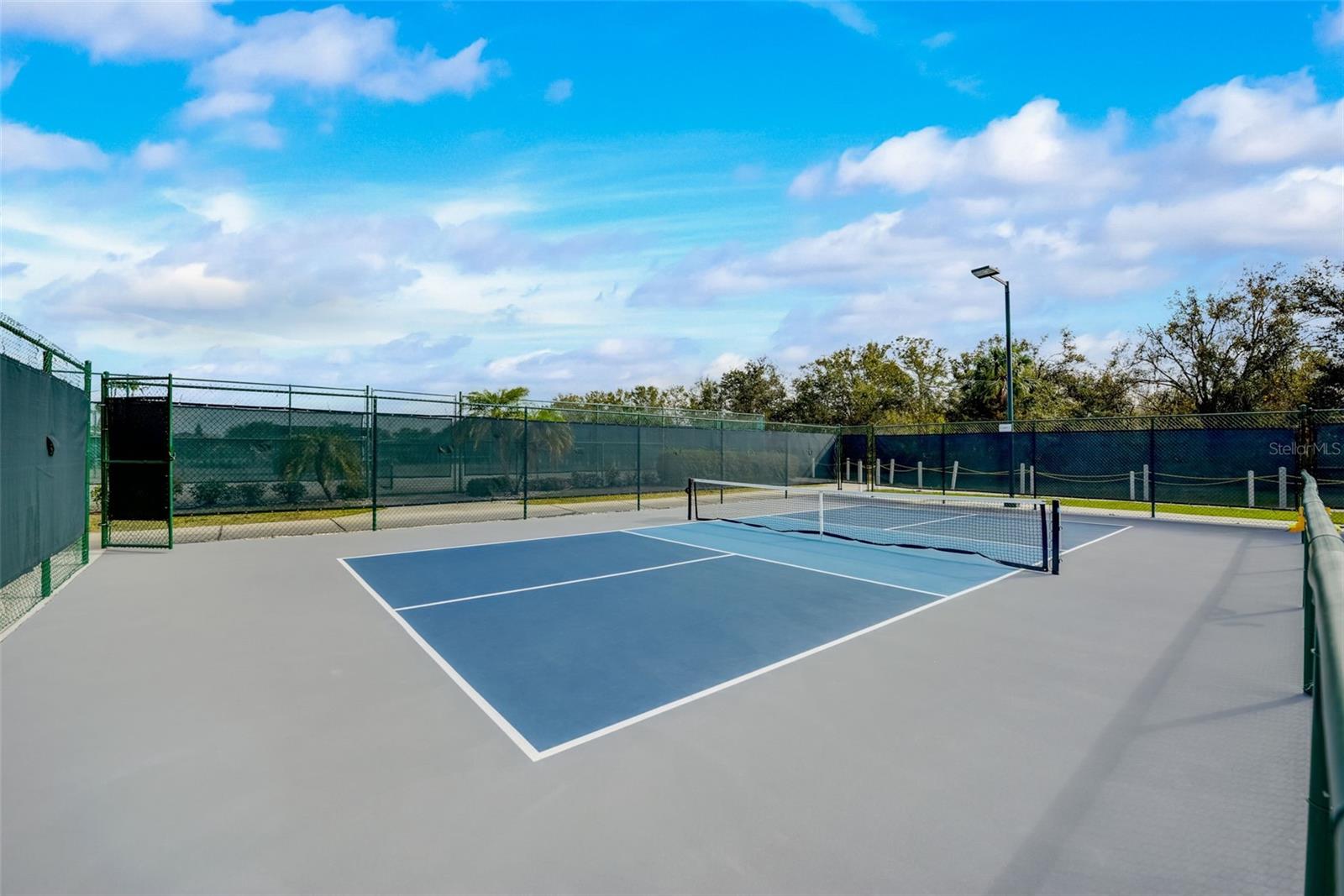 Image 42 of 51 For 1901 Del Webb Boulevard
