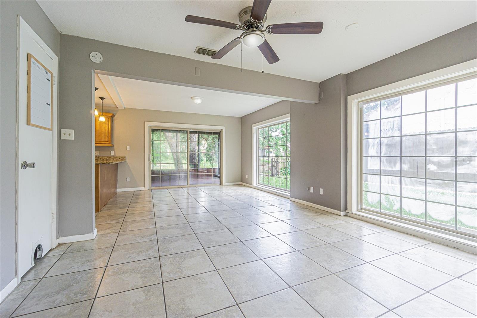 Image 5 of 26 For 13702 Sweetwater Cove Place 25