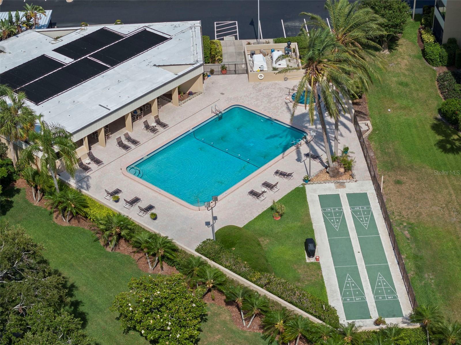 Image 2 of 20 For 2617 Cove Cay Drive 707