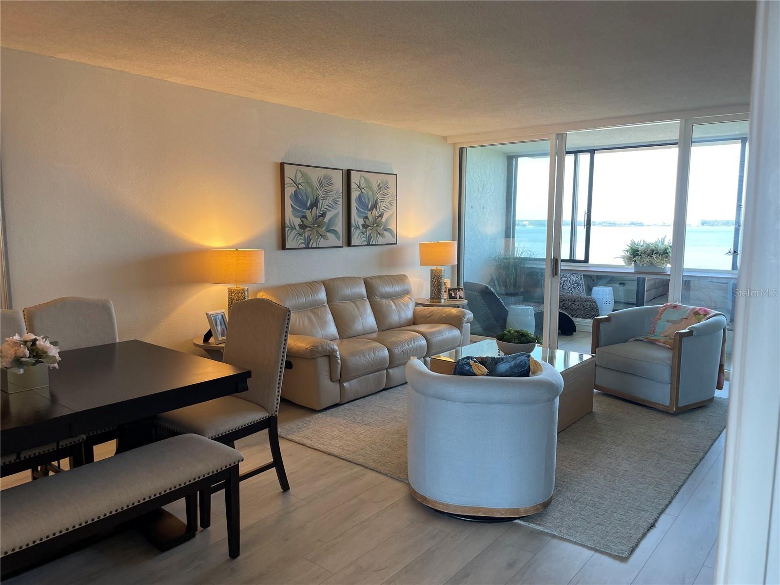 Image 7 of 20 For 2617 Cove Cay Drive 707