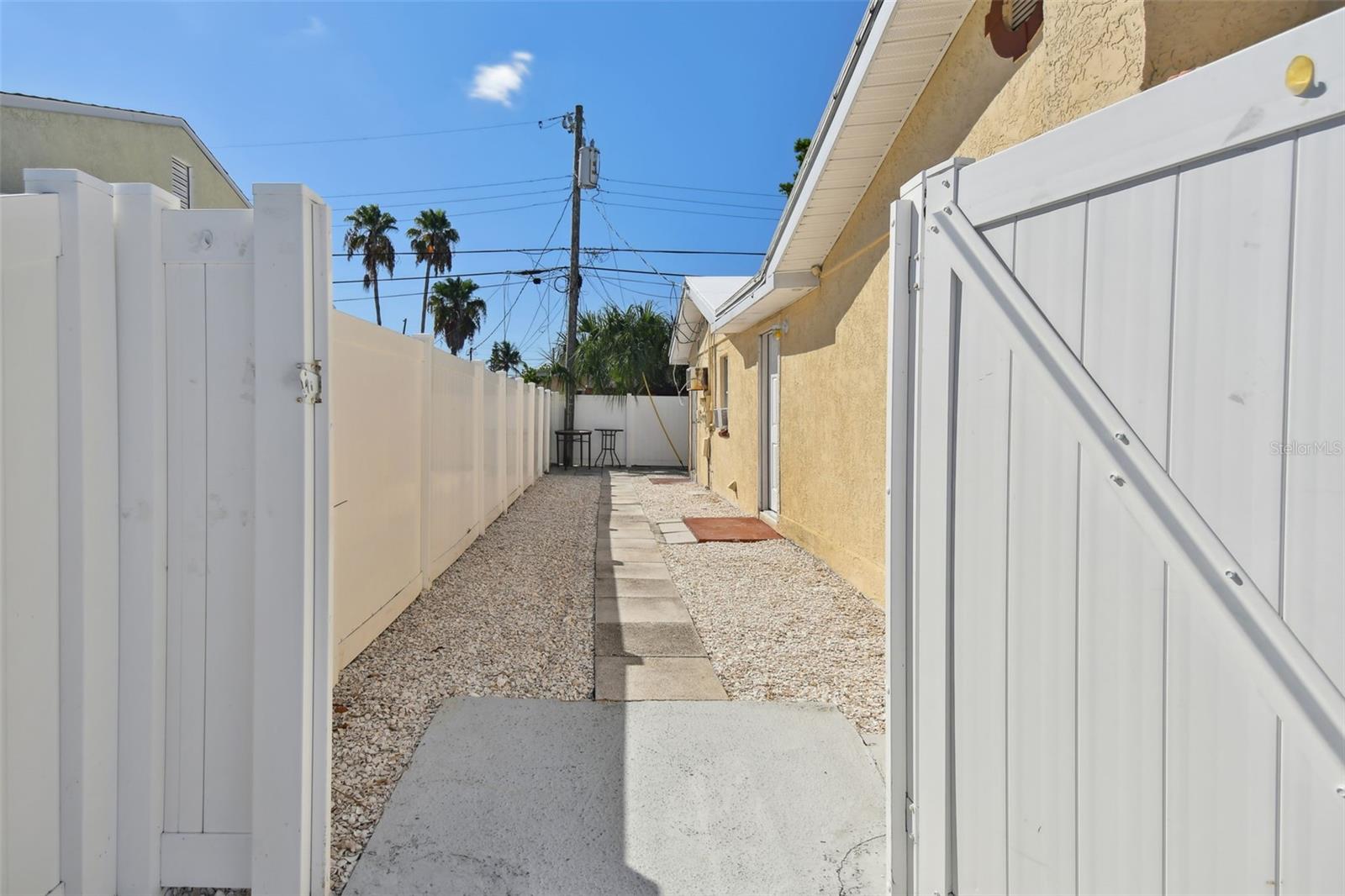 Image 22 of 55 For 223 148th Avenue E