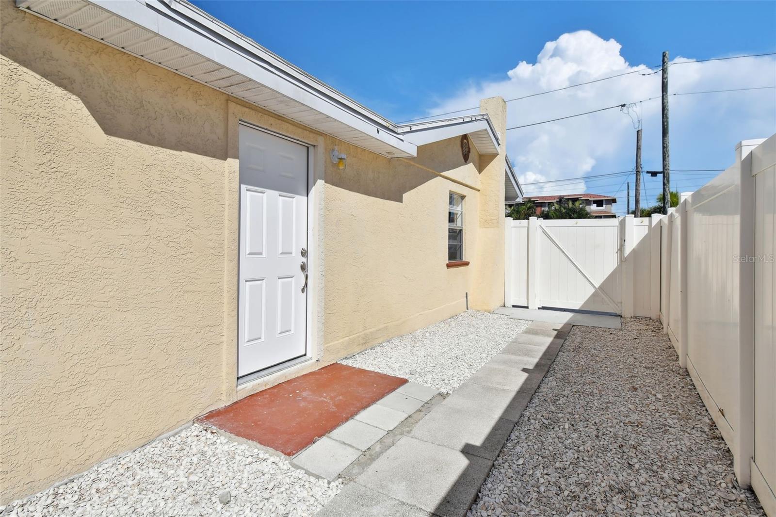 Image 24 of 55 For 223 148th Avenue E