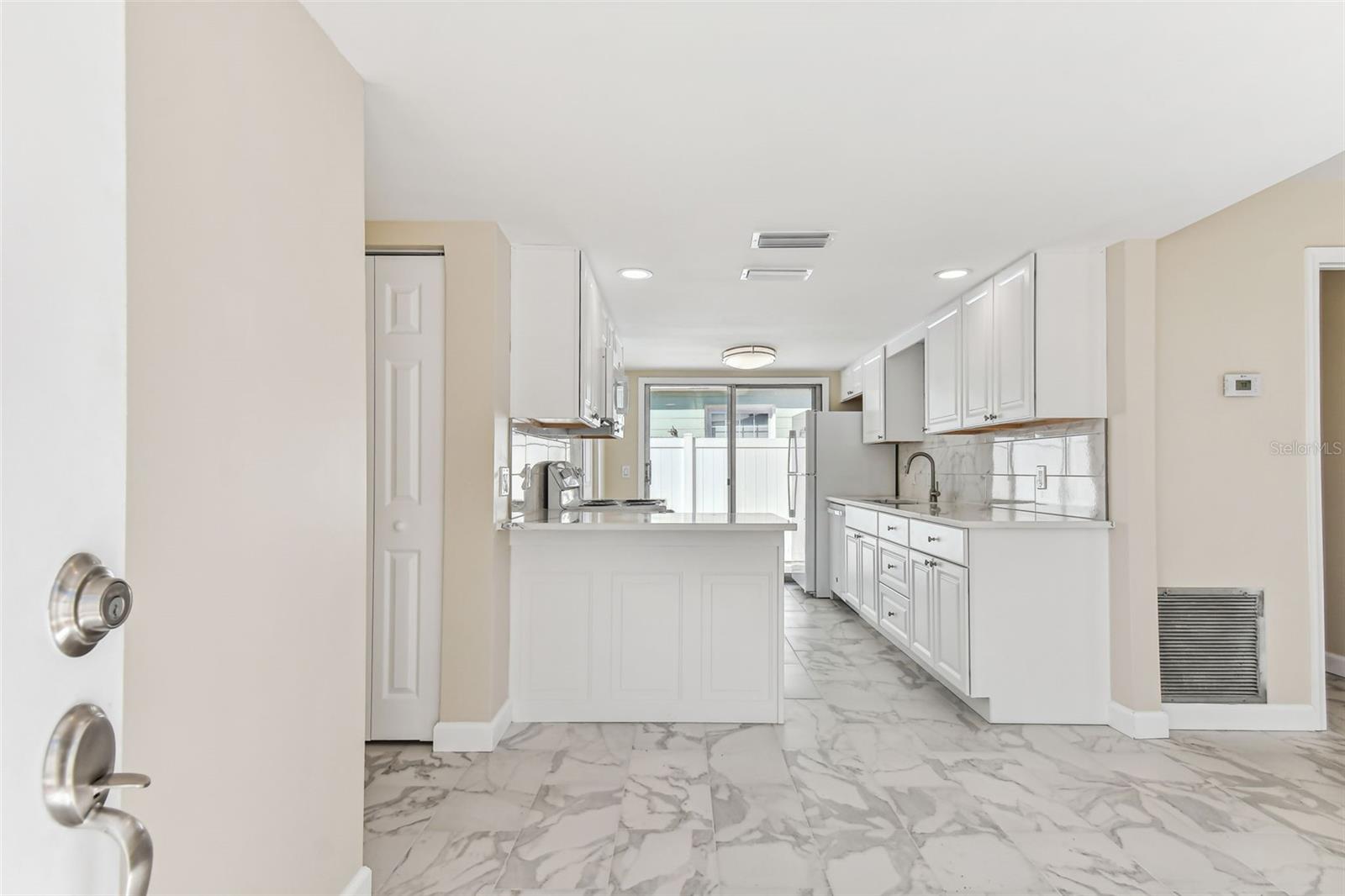 Image 26 of 55 For 223 148th Avenue E