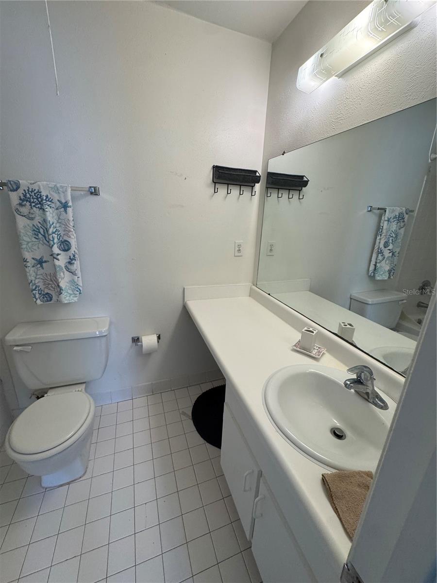 Image 13 of 45 For 4190 35th Terrace S A