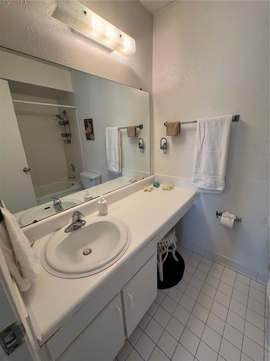 Image 19 of 45 For 4190 35th Terrace S A