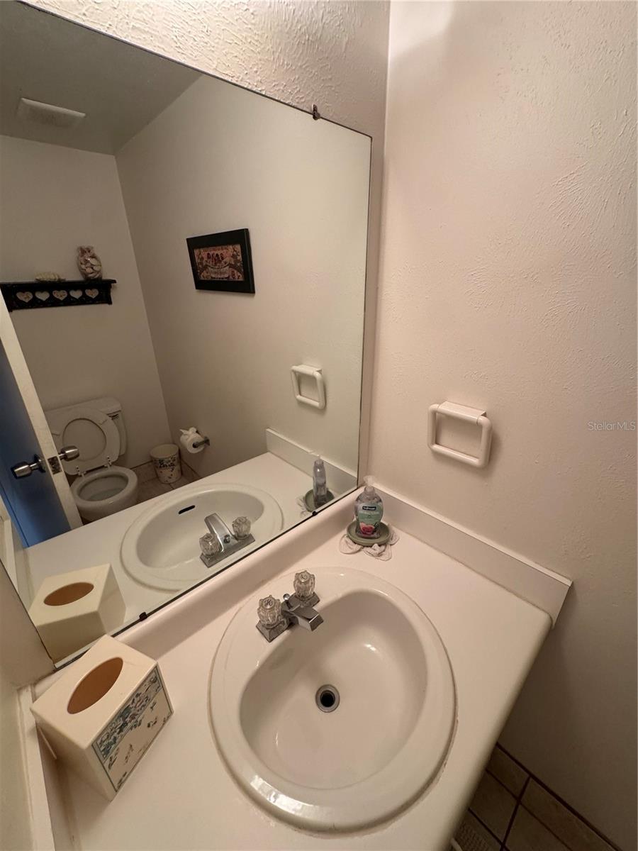 Image 20 of 45 For 4190 35th Terrace S A