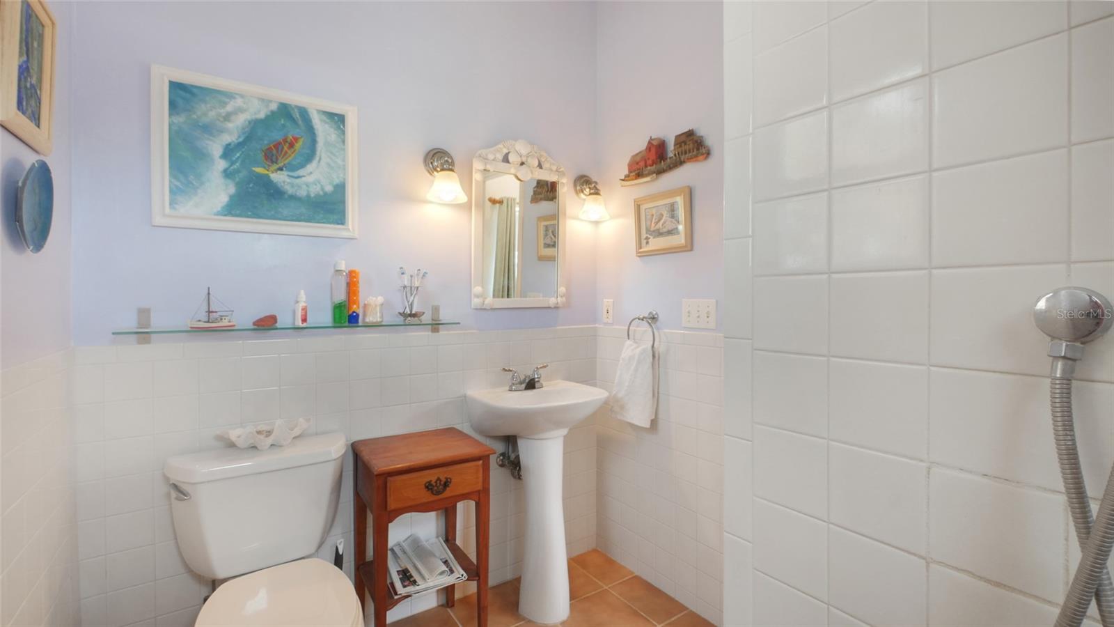Image 17 of 50 For 2807 Miriam Street S