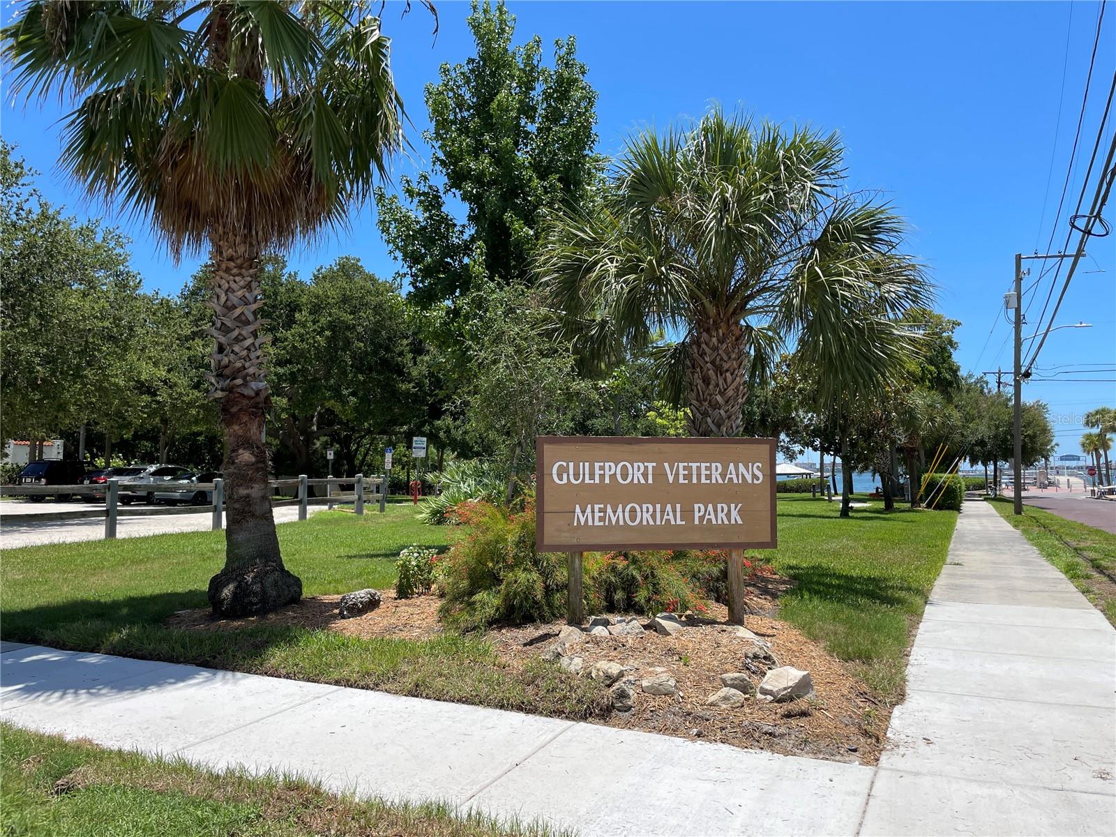 Image 42 of 50 For 2807 Miriam Street S