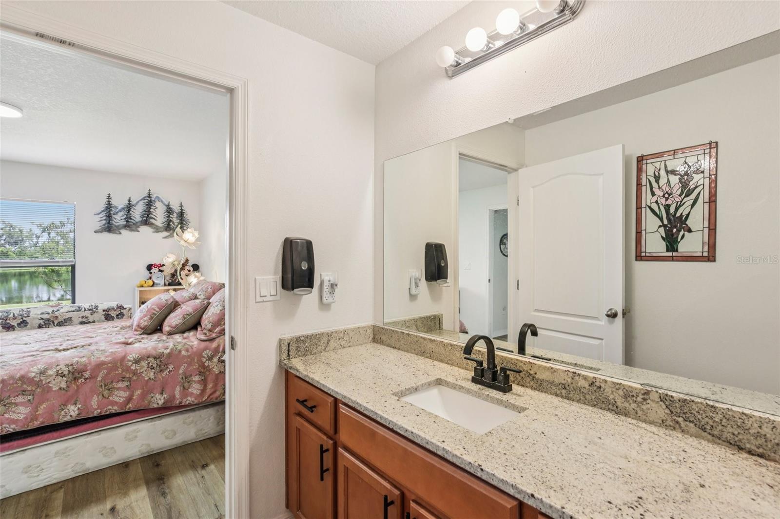 Image 17 of 45 For 636 Chatham Walk Drive