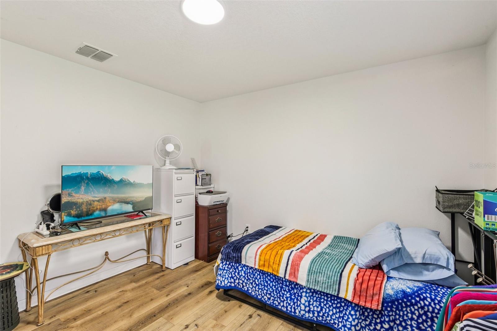 Image 19 of 45 For 636 Chatham Walk Drive