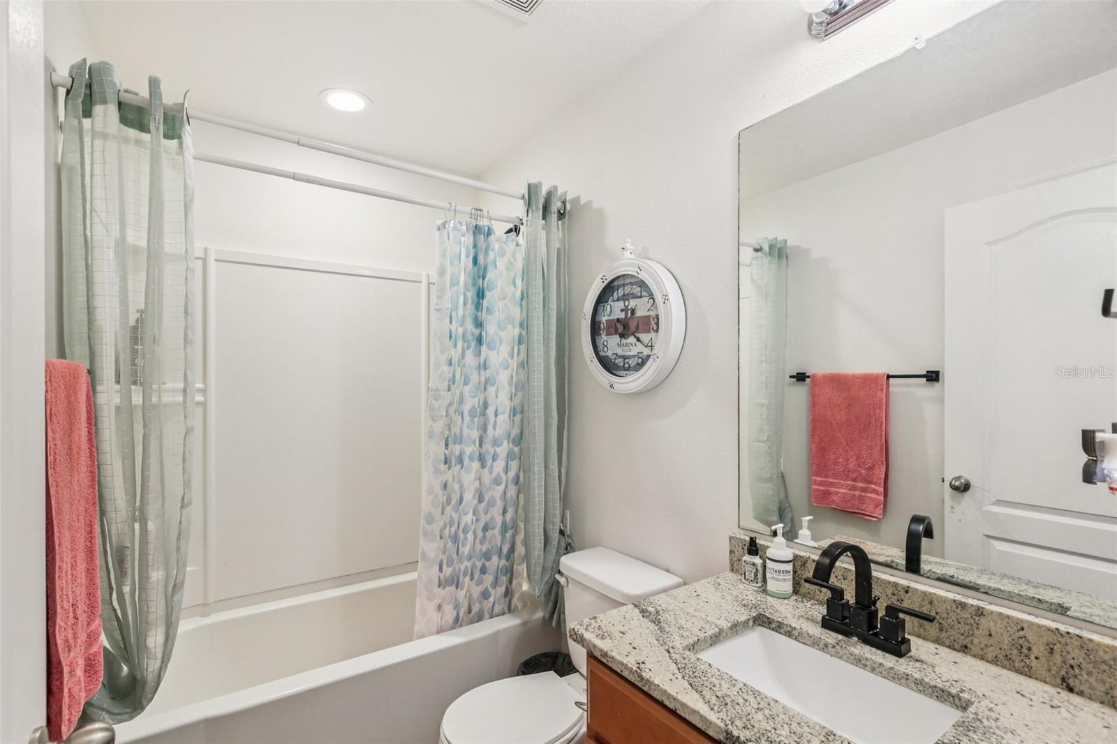 Image 24 of 45 For 636 Chatham Walk Drive