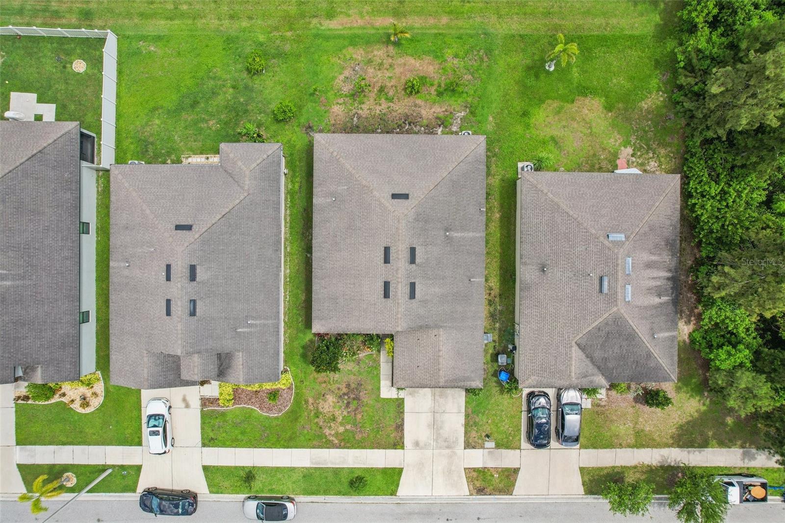 Image 34 of 45 For 636 Chatham Walk Drive