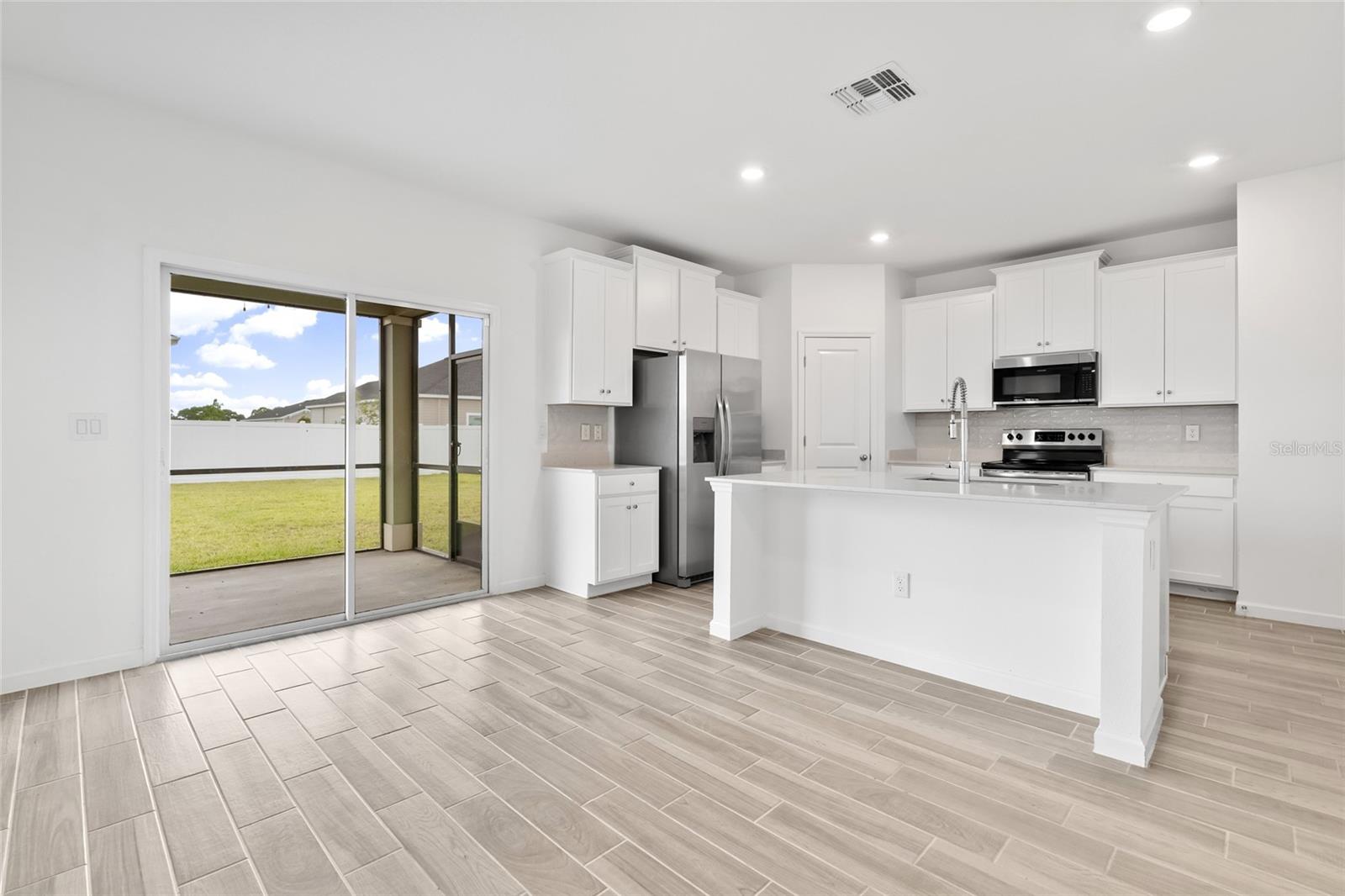 Image 18 of 51 For 9326 57th Terrace