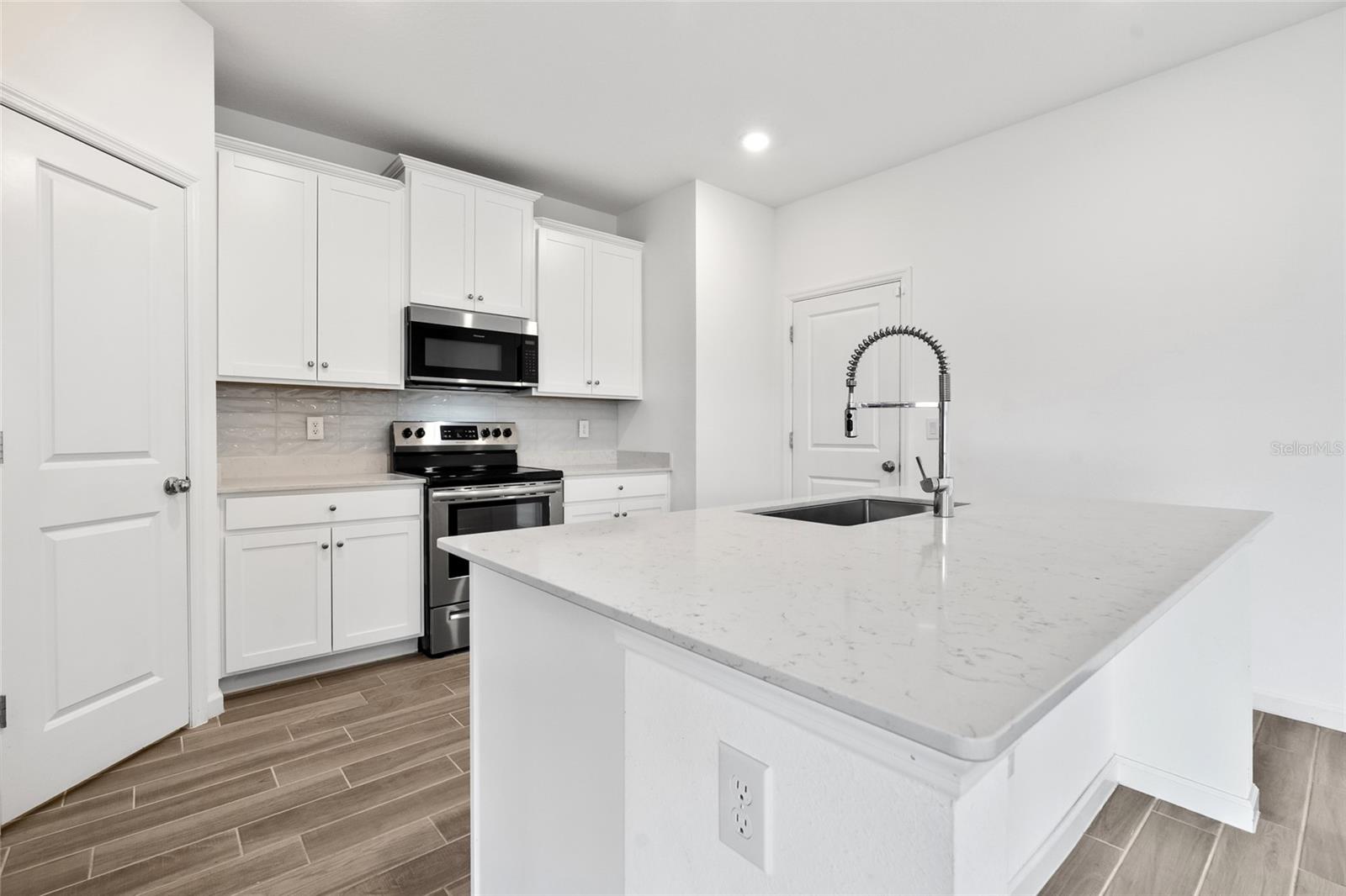 Image 23 of 51 For 9326 57th Terrace