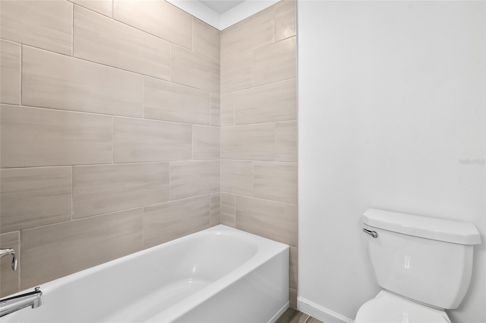 Image 36 of 51 For 9326 57th Terrace