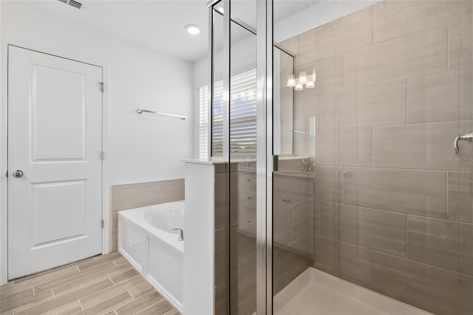 Image 45 of 51 For 9326 57th Terrace