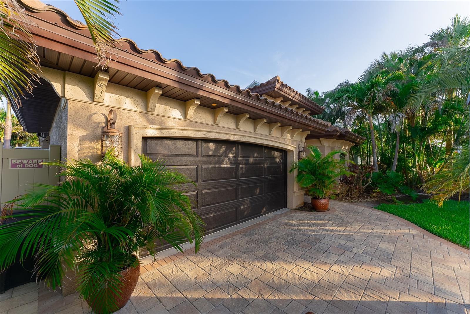 Image 7 of 43 For 487 Harbor Drive S