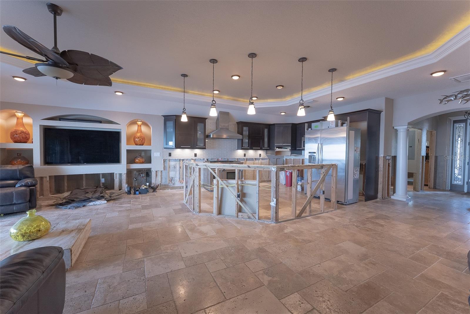 Image 9 of 43 For 487 Harbor Drive S