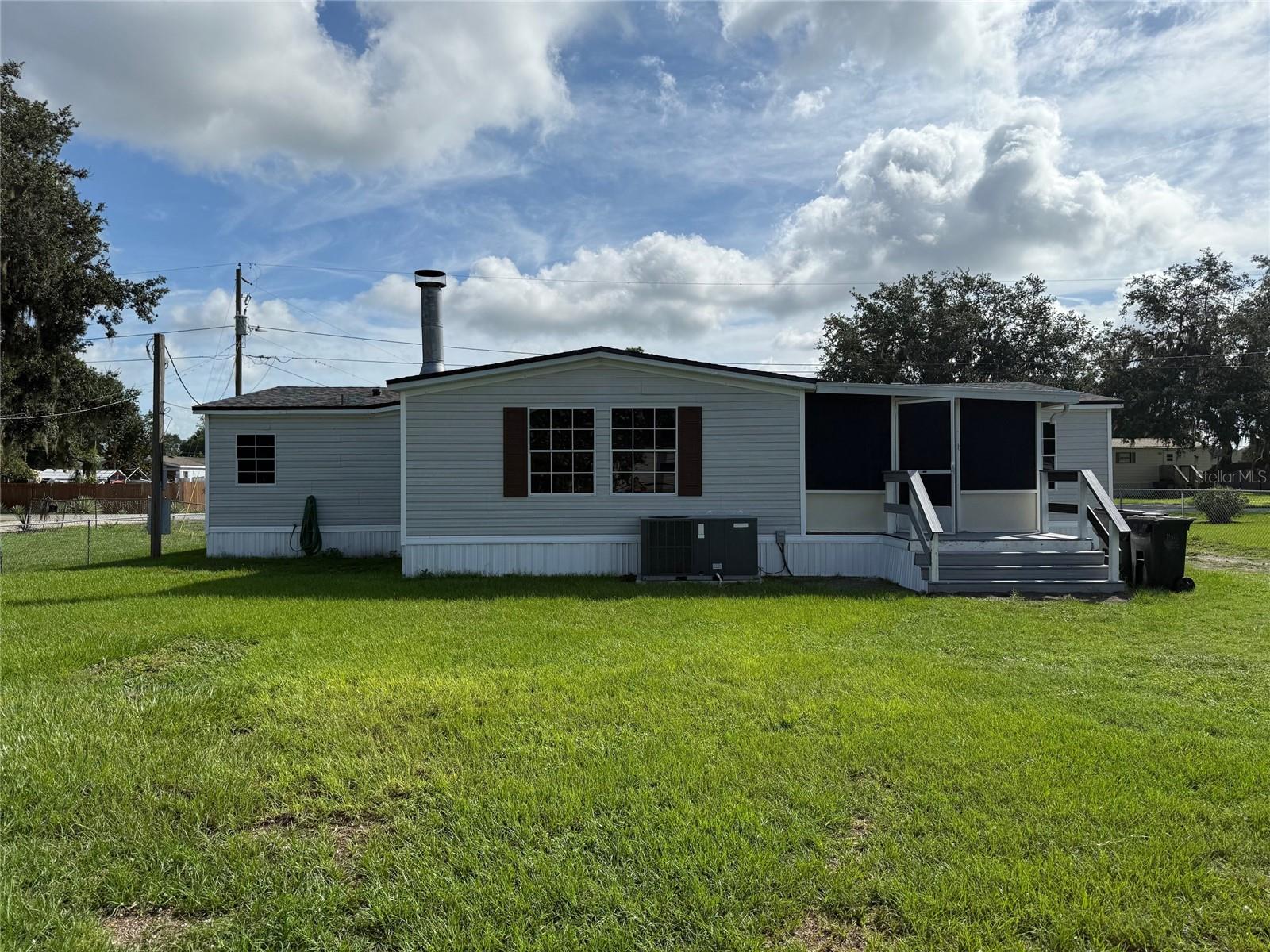 Image 14 of 15 For 4861 Myrtle View Drive N