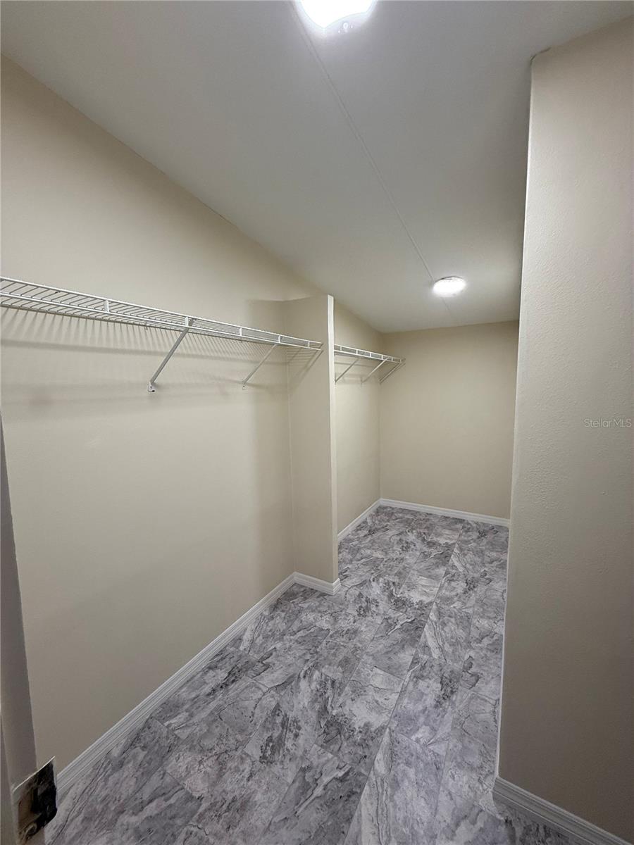 Image 8 of 15 For 4861 Myrtle View Drive N
