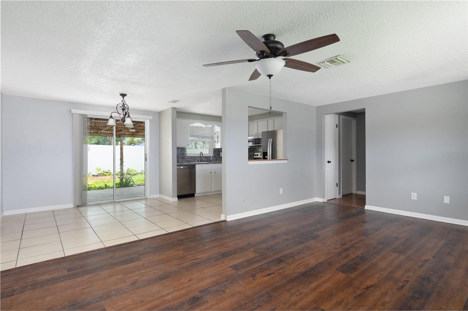 Image 5 of 26 For 1806 11th Street Sw