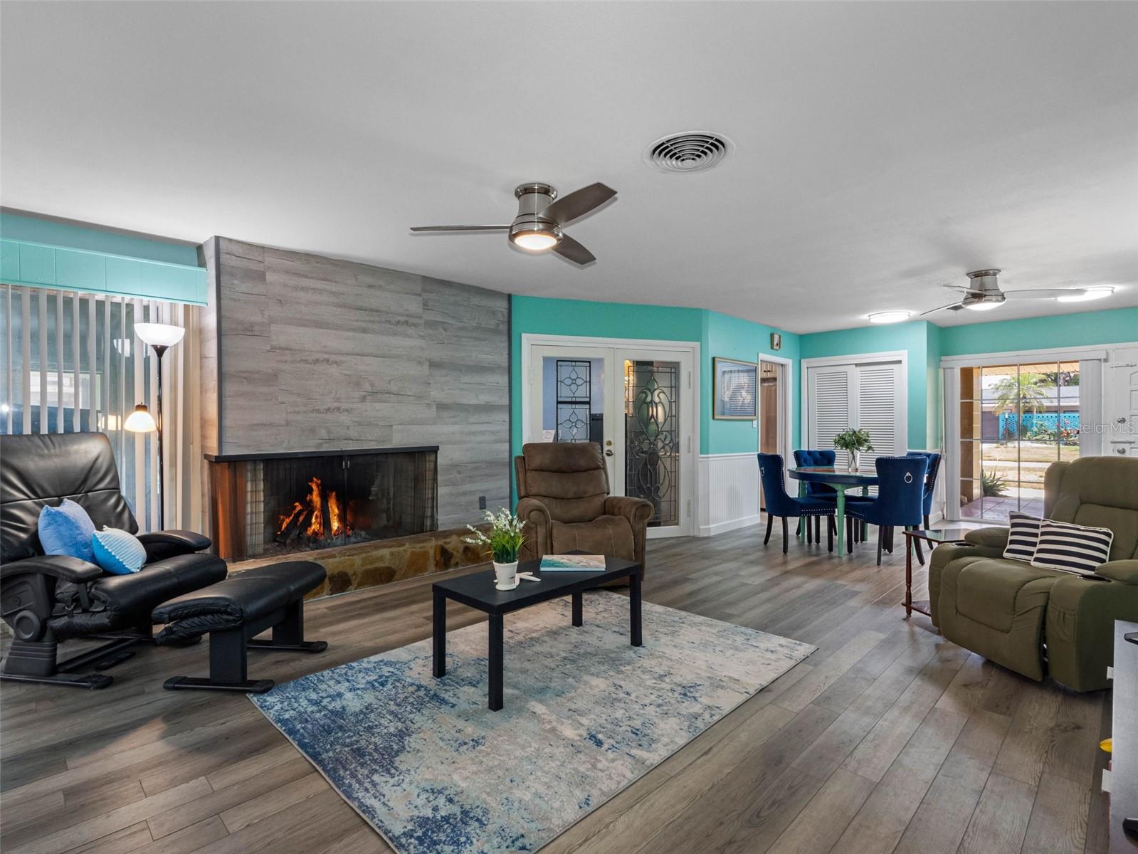 Image 10 of 79 For 3944 49th Avenue S