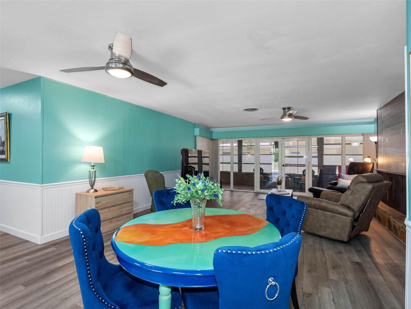 Image 6 of 79 For 3944 49th Avenue S
