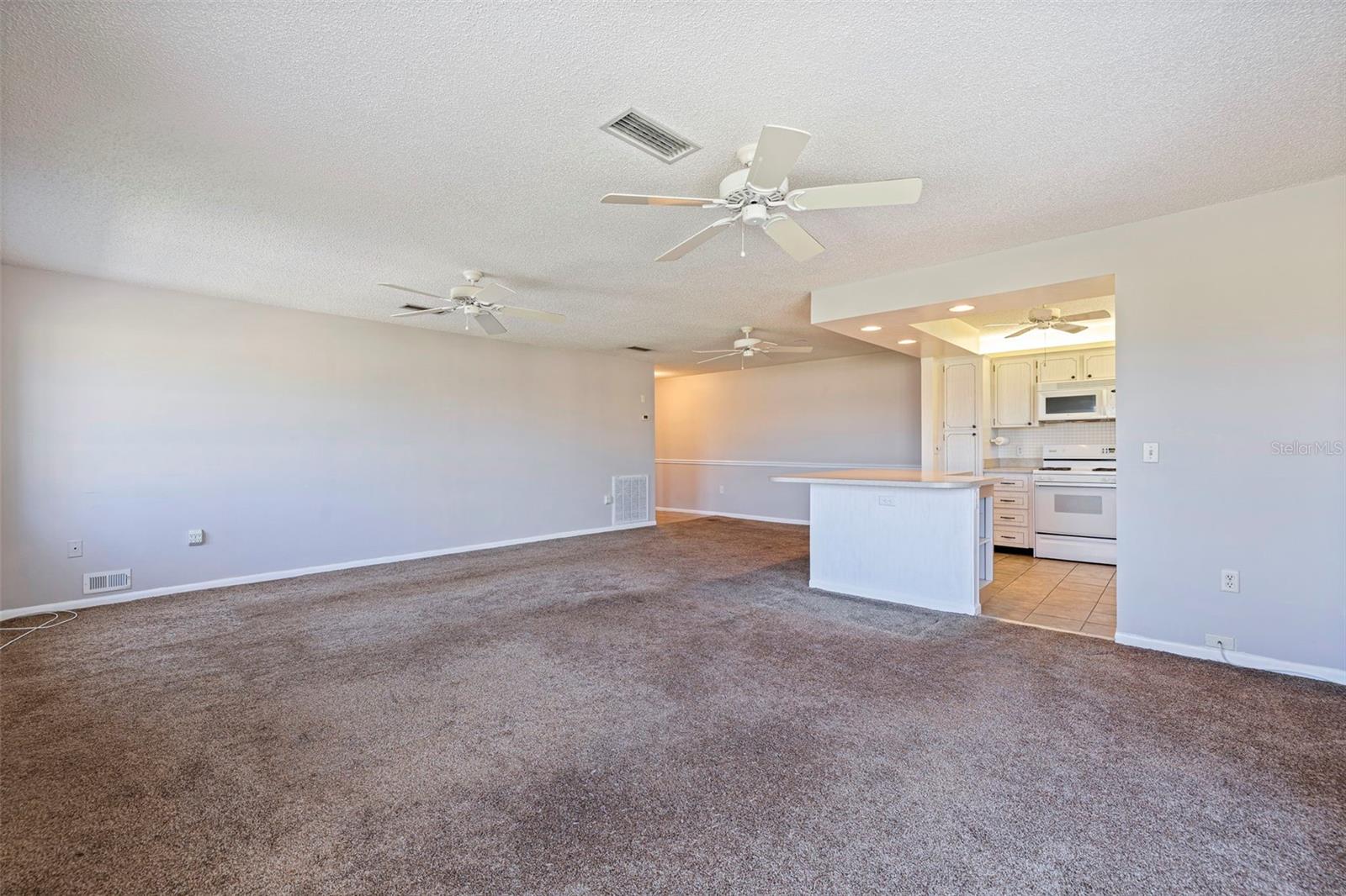 Image 13 of 30 For 5725 80th Street N 301