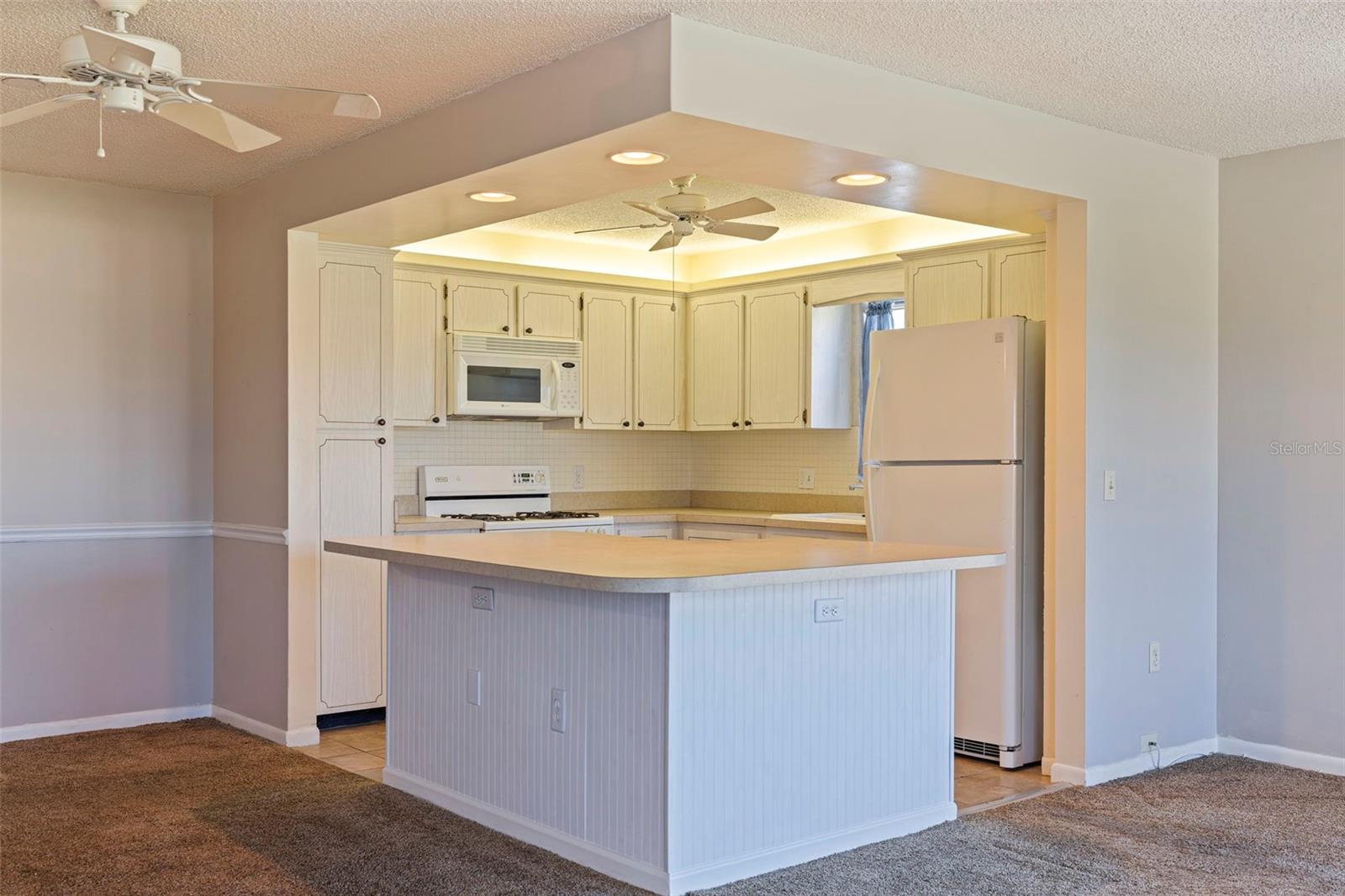 Image 15 of 30 For 5725 80th Street N 301