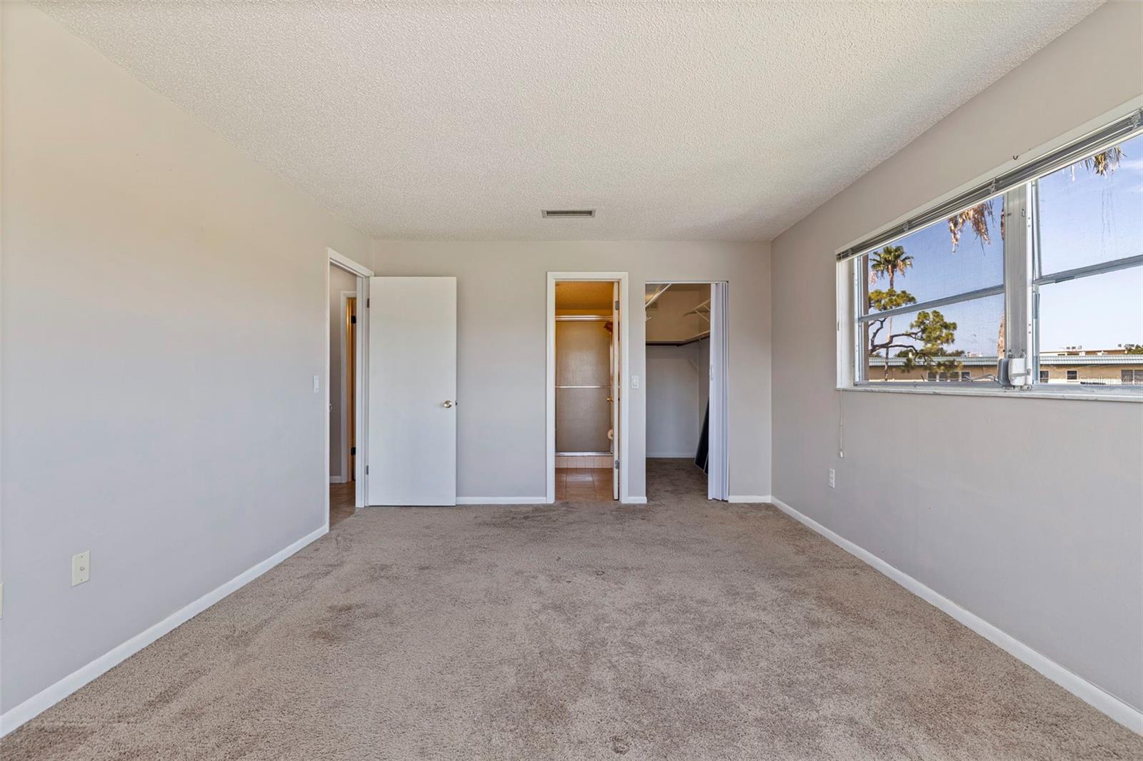 Image 22 of 30 For 5725 80th Street N 301