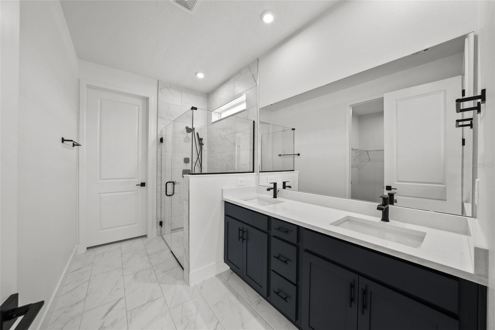 Image 18 of 43 For 3778 Maxwell Park Drive