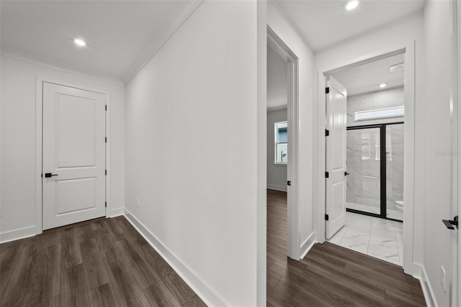 Image 23 of 43 For 3778 Maxwell Park Drive