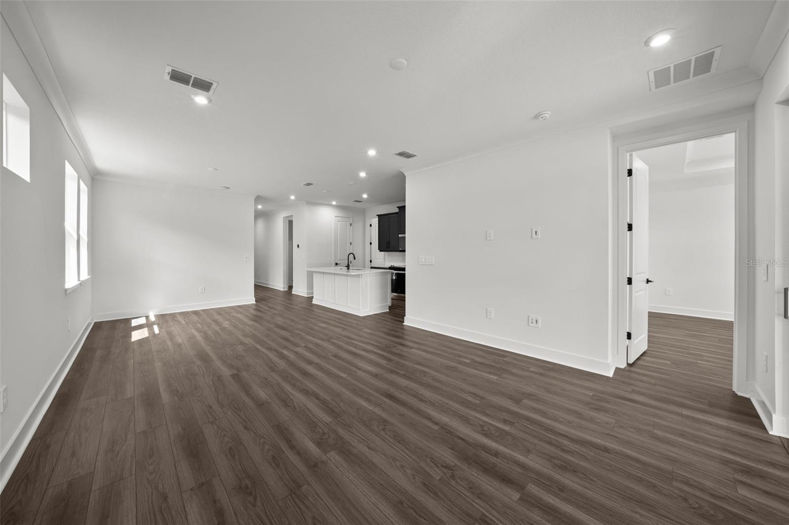 Image 7 of 43 For 3778 Maxwell Park Drive