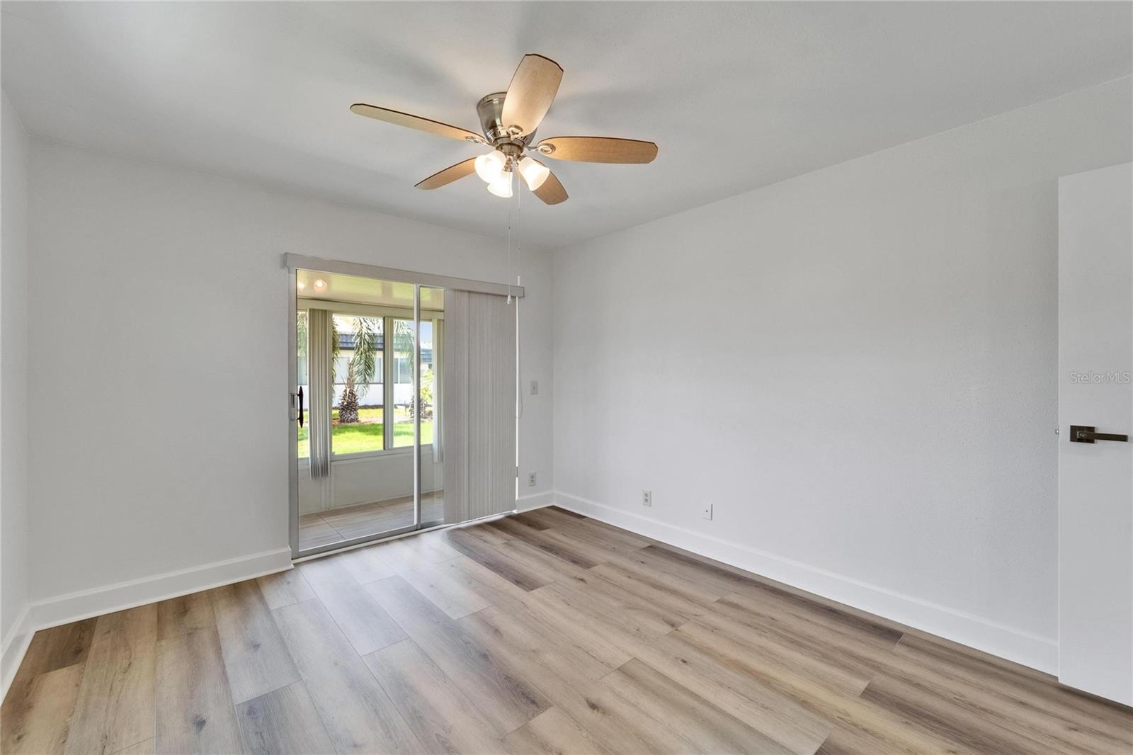 Image 22 of 32 For 302 Andover Place G156