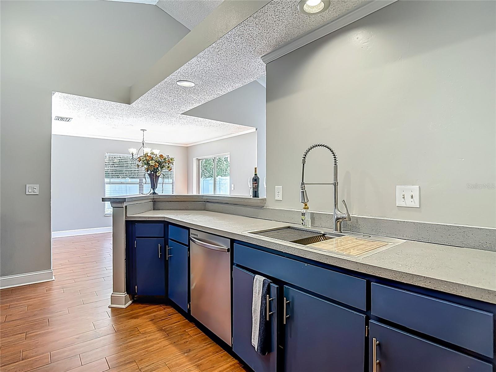Image 11 of 32 For 6001 Lemon Tree Ct