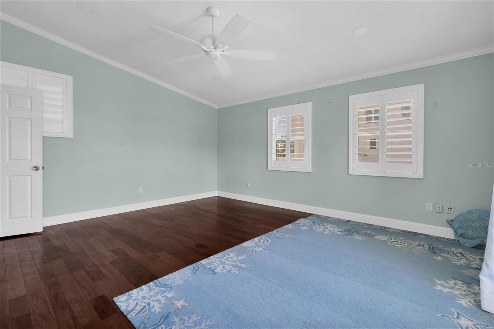 Image 42 of 75 For 538 Crystal Drive