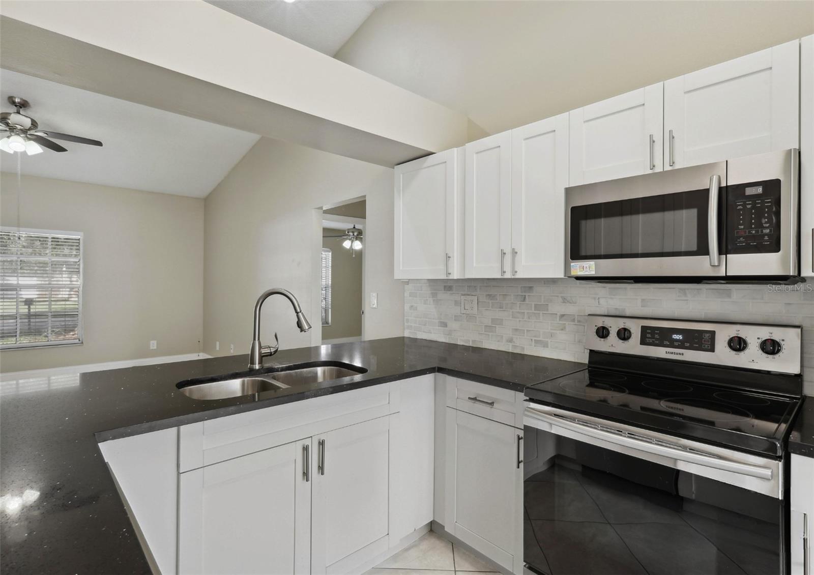 Image 6 of 13 For 4607 Country Hills Court