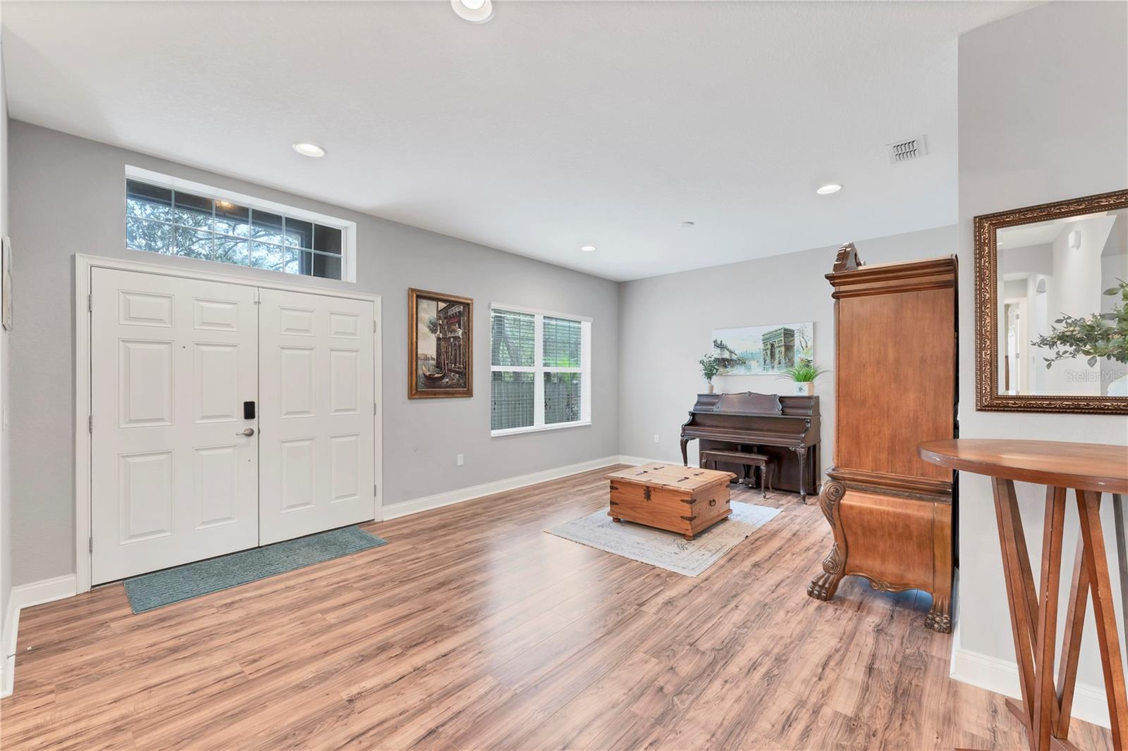 Image 4 of 28 For 7809 114th Avenue