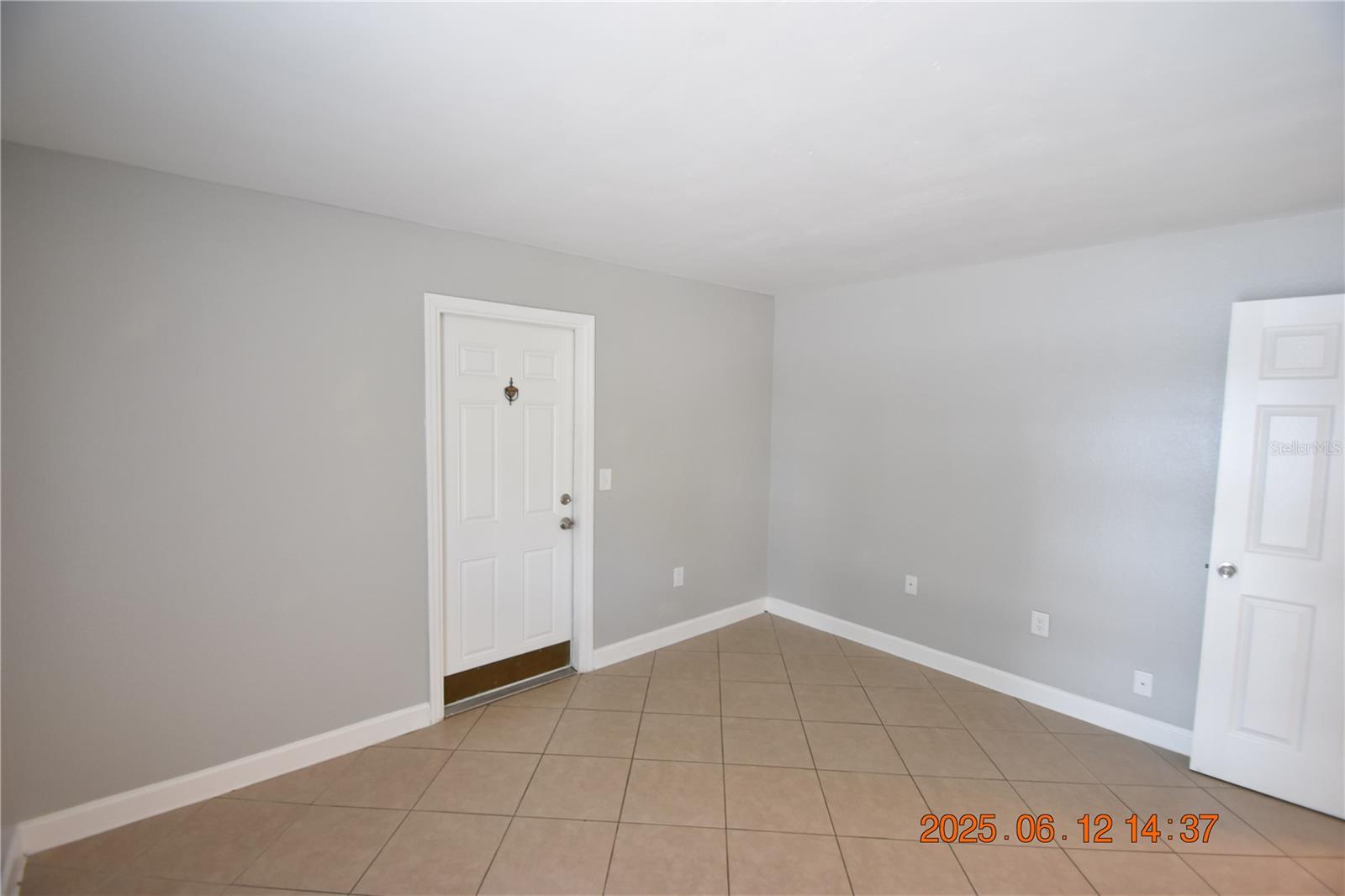 Image 18 of 26 For 3310 33rd Street N