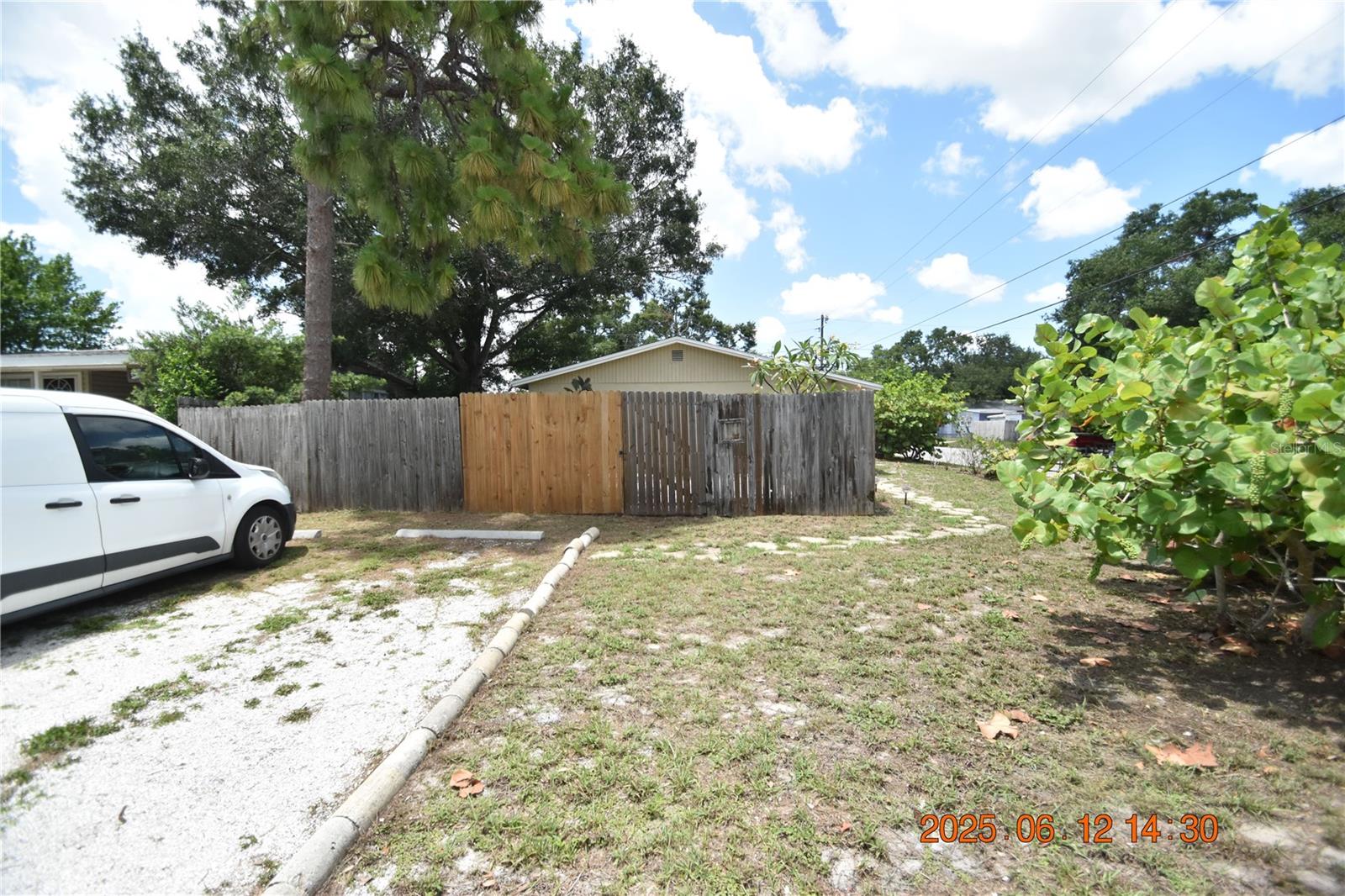 Image 5 of 26 For 3310 33rd Street N