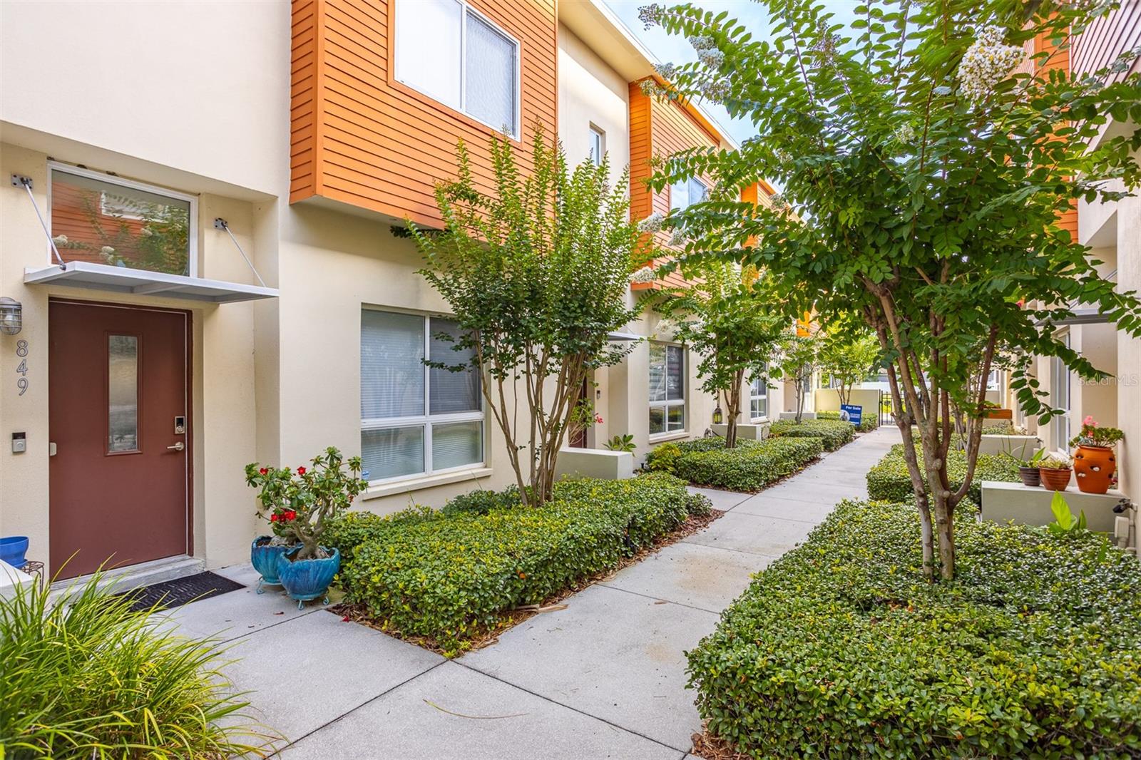 Details for 851 3rd Ave N, ST PETERSBURG, FL 33701