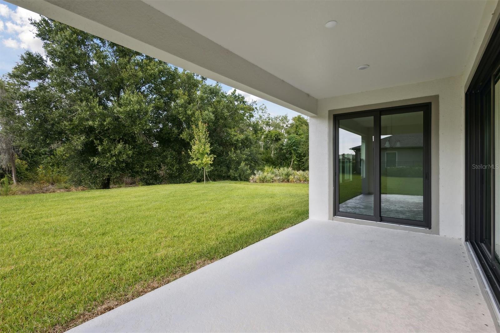 Image 32 of 39 For 12758 Oak Hill Way